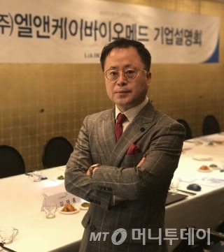 미국 넘어 동남아까지…글로벌 척추 임플란트 기업 도약