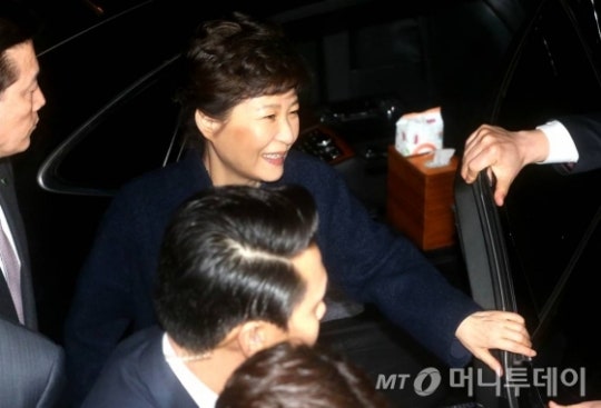 박근혜 전 대통령에 대한 적절한 호칭은?? | 인스티즈