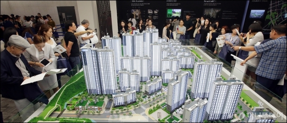 [사진]래미안 강남포레스트 모델 하우스 오픈