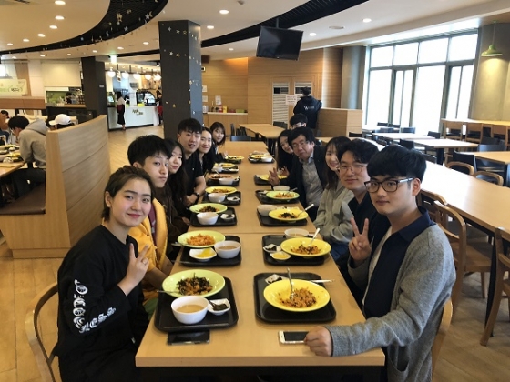 한동대 총장, 시험 기간 학생들 위해 무료 아침밥·야식 이벤트