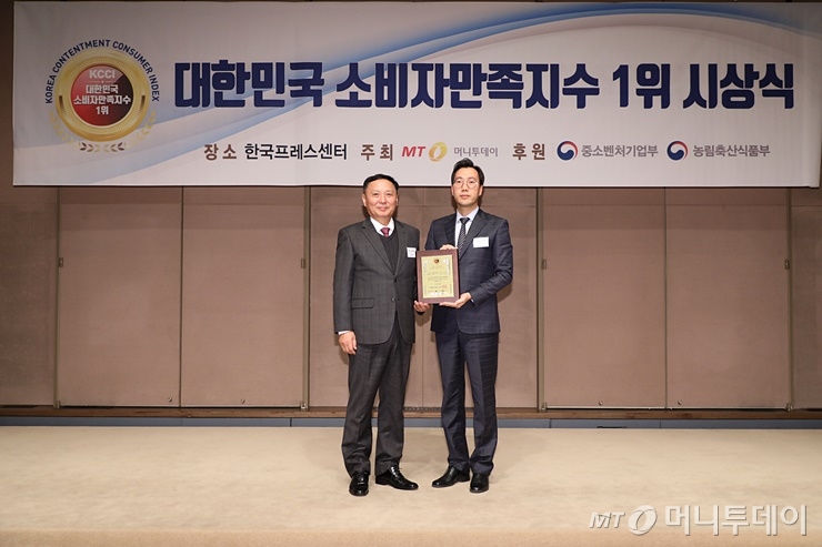 [대한민국 소비자만족지수 1위] 오브맘코리아컴퍼니, 프리미엄 유아용품