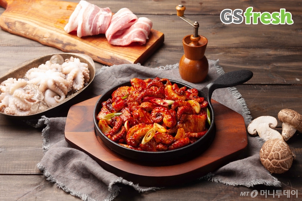 하남쭈꾸미X우월한돈 하남쭈삼불고기 냉동매출 2위