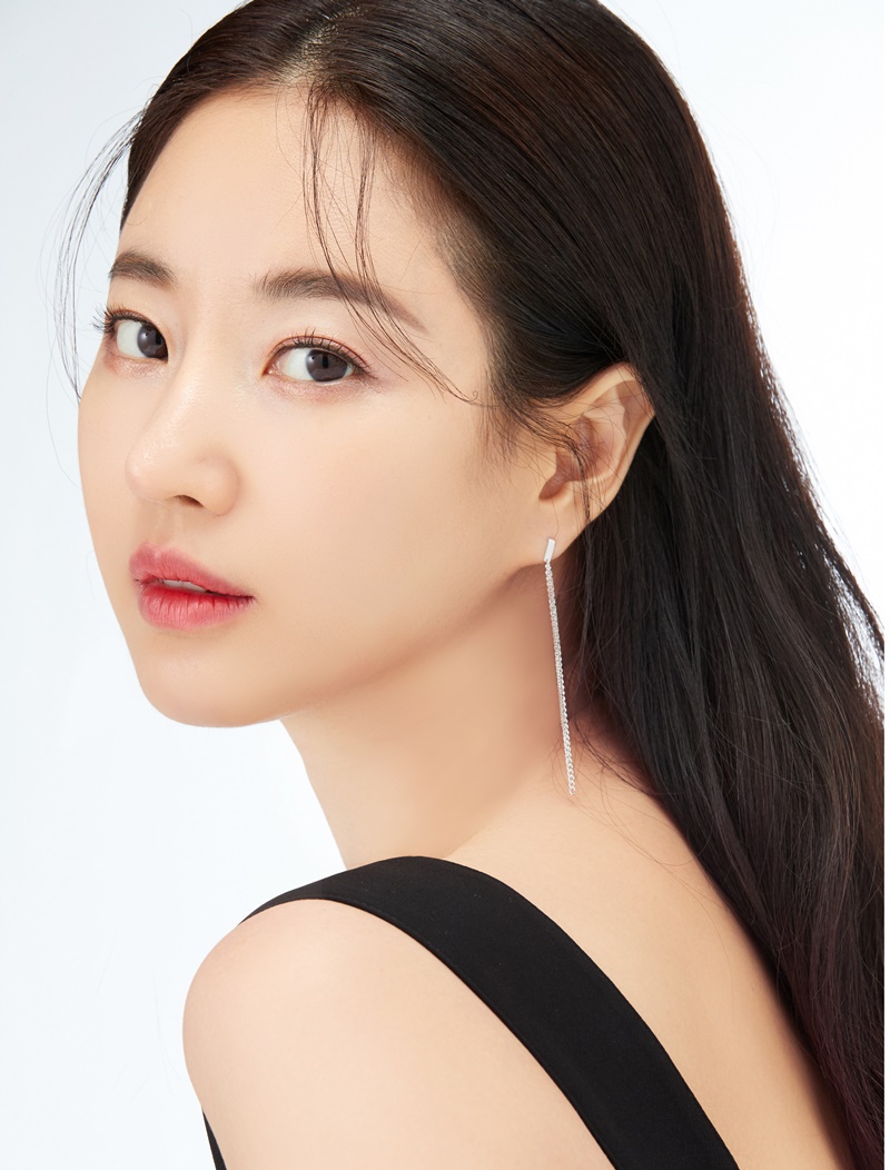 김사랑, 토니모리 메이크업 브랜드 컨시크 모델 발탁