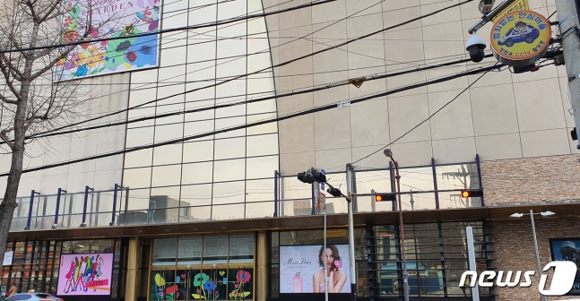 롯데백화점 포항점, 확진자 다녀가 방역 후 29일 재개장