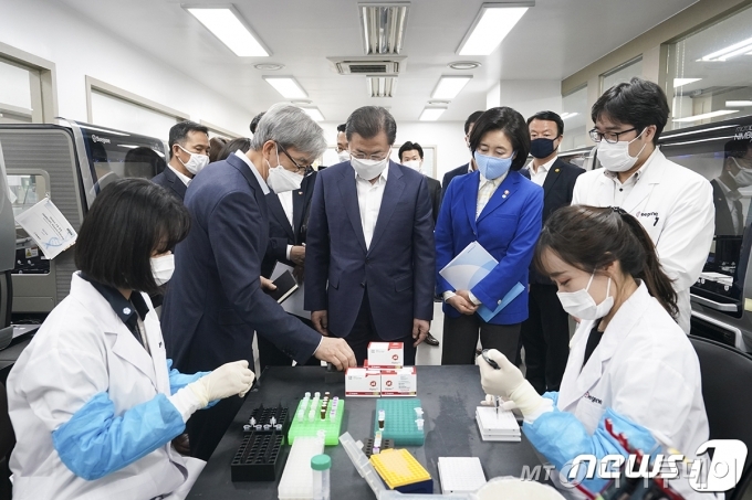 대장주 클라스…씨젠, 예상치 뛰어넘고 또 어닝서프라이즈