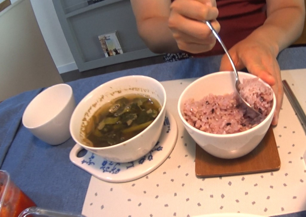 매일 밥을 한 숟갈씩 덜었을 때 벌어진 일[남기자의 체헐리즘]