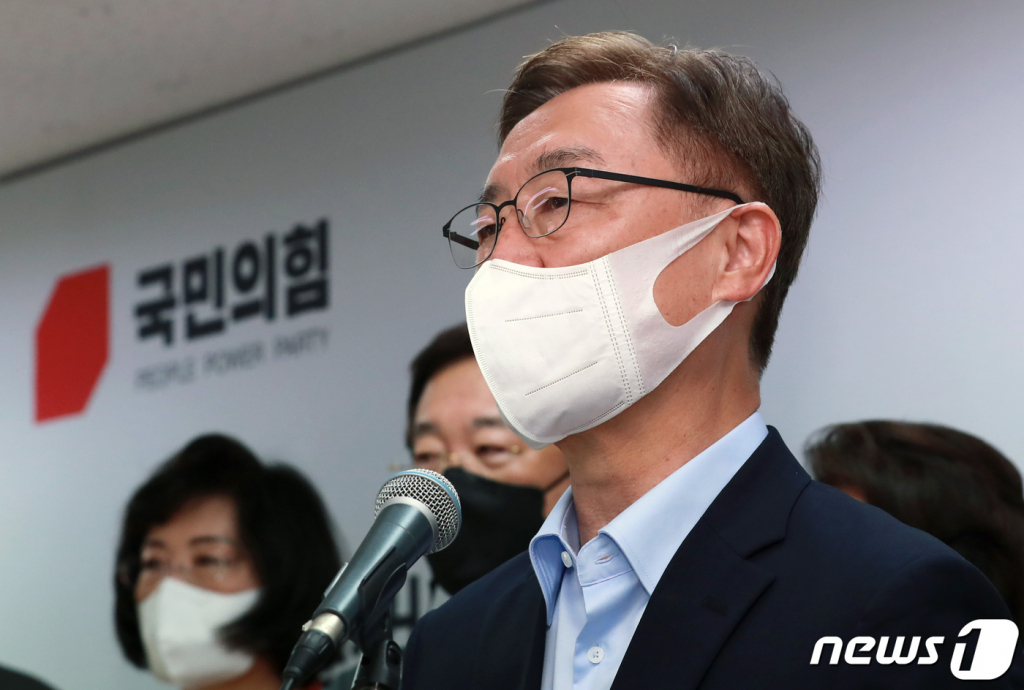 최재형 언론말살법 저지 힘모아야…비전발표회 연기하고 투쟁하자
