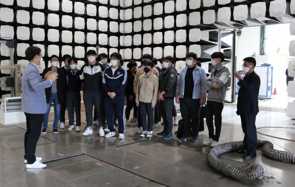 부산TP 청소년 취업 연계 기술공헌 나서