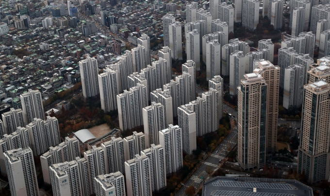아파트 해킹당해 사생활 다 털렸는데..방지대책은 신축 아파트만?