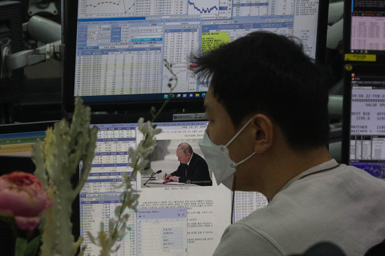 우크라 쇼크, 증시 회복 두 달 예상…2500선서 저가 매수