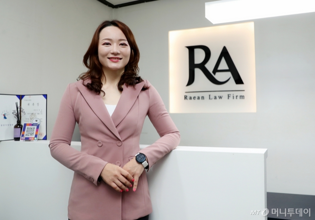도로 위 평화주의자…교통사고 전문 제2의 한문철 꿈꾸는 그 변호사