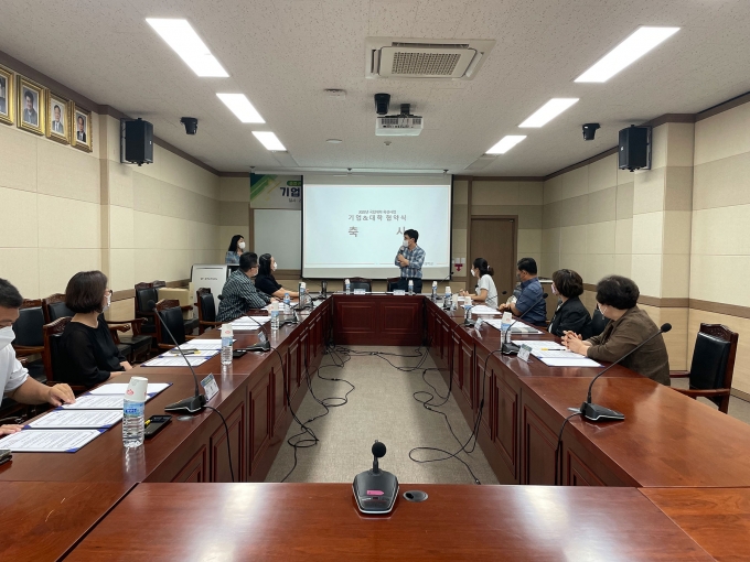공주대-15개 충청권 농식품 기업, 가족기업 업무협약 체결