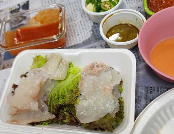 월미도 9만원 회 논란의 그 식당, 이웃 횟집에 고소 당했다…왜?