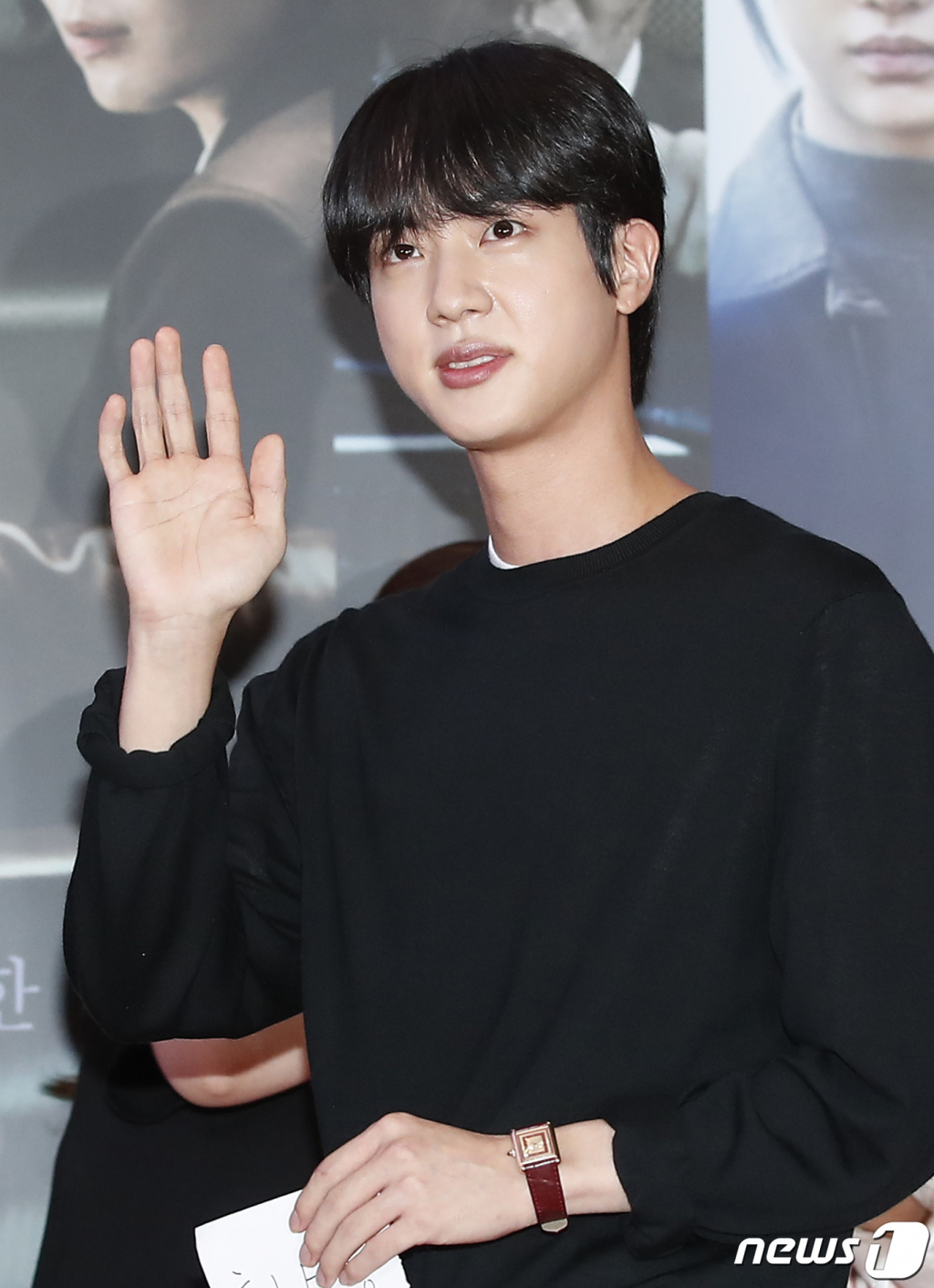 방탄소년단 맏형 진 최전방 입소 진짜였네…12월 13일 입대