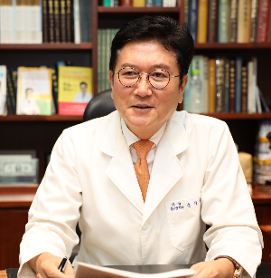 말 못할 아랫도리 통증…전립선 마사지, 물파스 바르다간 더 큰 일
