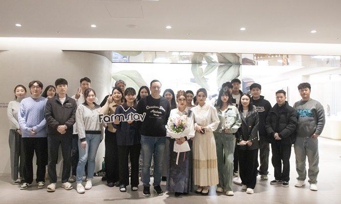 명인화장품, 김포 사옥에 中 왕홍 샤오샤오위미콘 직원들 방문