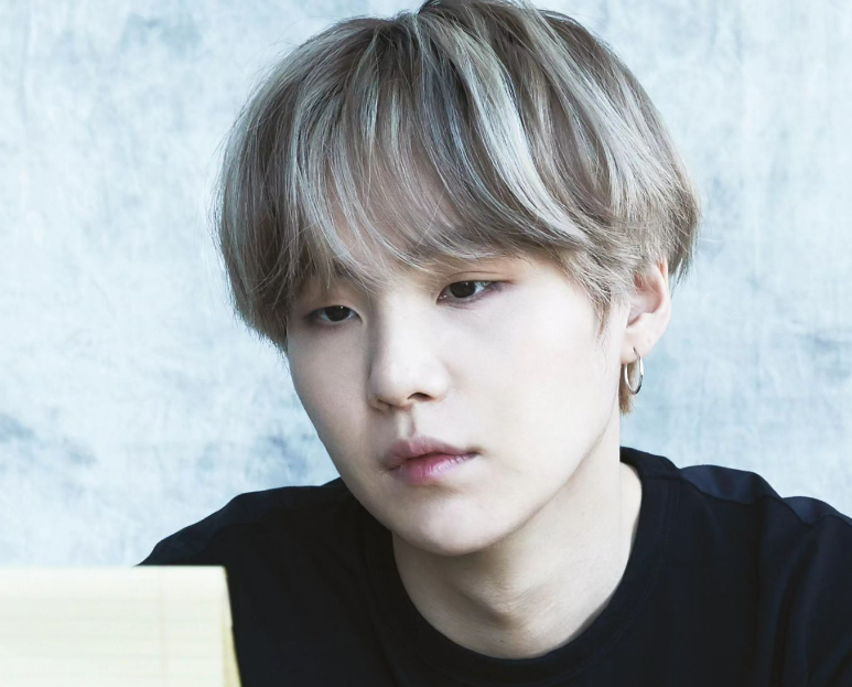 군복무 BTS 슈가, 전동 스쿠터 만취운전…길거리서 넘어진 채 발견