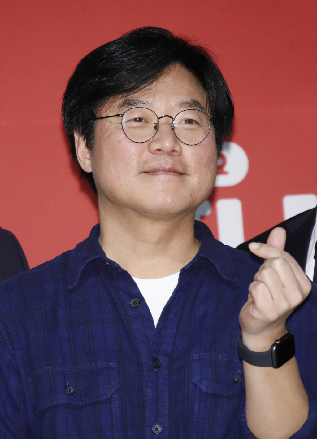 얼굴 감싸쥔 나영석 PD, 팬미팅 매진에 