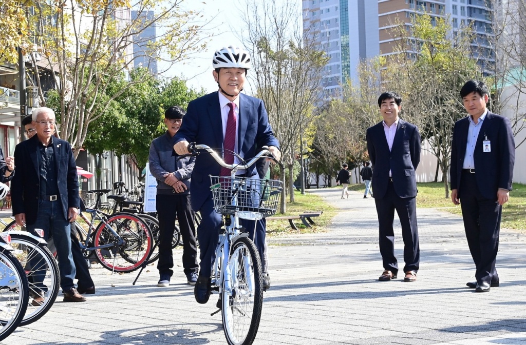 진주시 공유 자전거 하모타고 18일 시범운영