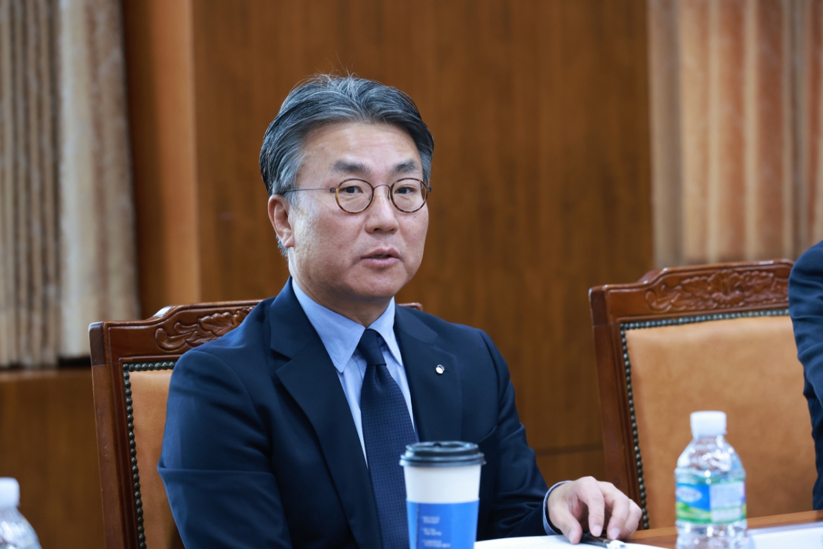 湲덇컧썝, 떊洹 醫낇닾궗뿉 