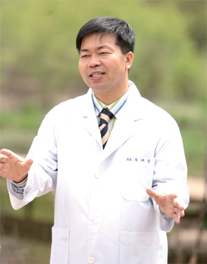 평강한의원 이환용 원장 “한의원서 번 돈으로 식물원 차렸어요”