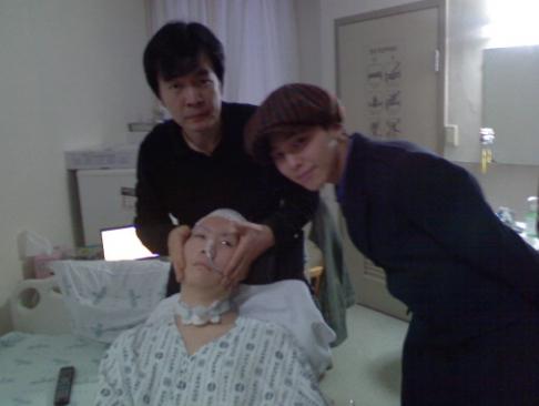 지드래곤, 바쁜 일정에도 의식불명 후배 병문안