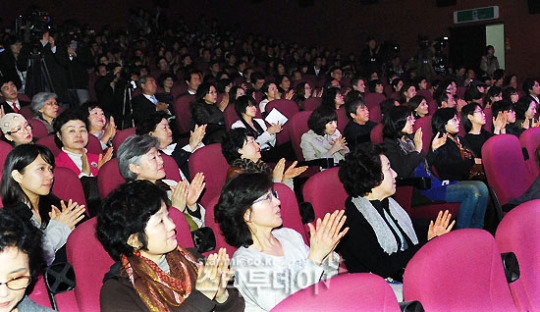 [포토] 여성들의 관심은 `서울국제여성영화제`