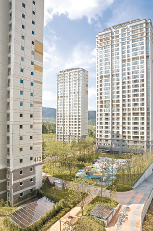 [살기좋은 아파트] 중견업체 우수상 / 동일토건 `용인 신봉 동일하이빌 4단지`