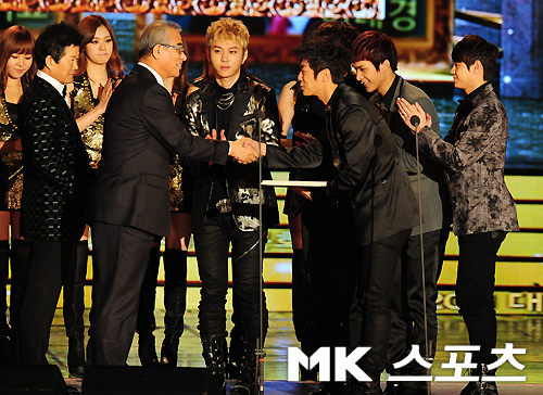 [mk포토] 비스트, 대중문화예술상 문화부장관표창 영광!