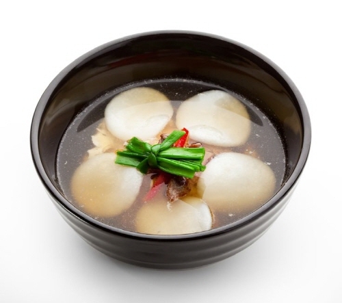 설날에 떡국을 먹는 이유는?
