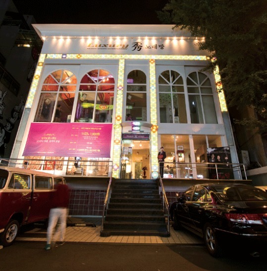 식지않는 청춘의 열기…홍대앞에서 청춘을 불사르다