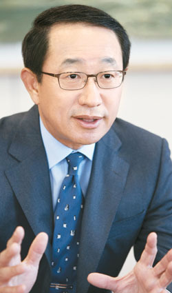 [CEO&CEO] `30년 상사맨` 하영봉 LG상사 사장