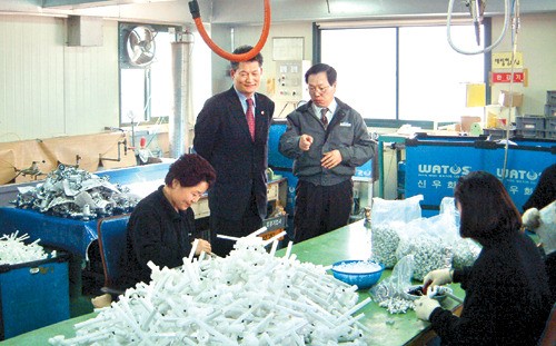 超절수 양변기 부품에 美기업 `깜짝`