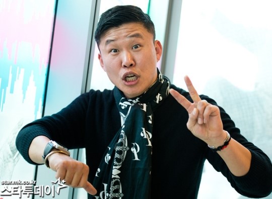 [인터뷰]홍록기 “아내 덕인지, 모든 게 잘 되네요”