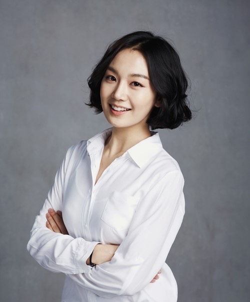 가수 주(JOO) 뮤지컬 ‘풀하우스’ 캐스팅‥송혜교 役