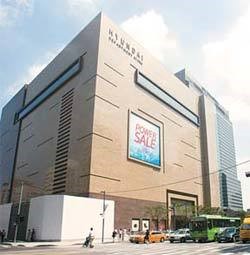 현대百 무역센터점 `1조` 도전
