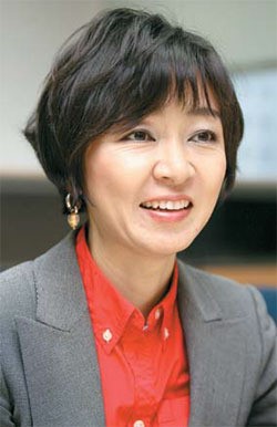 이현정 혈연으로 묶인 우리 다문화 서구와 달라 결속 더 빠르죠
