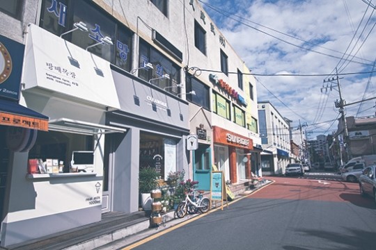 [핫플레이스 서울]사이좋게 우리 함께, 방배로 사이길