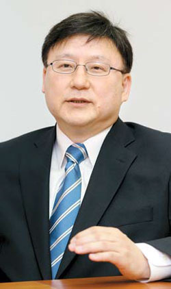 경제관련 사건에는 `전문의` 같은 경제전문가 필요
