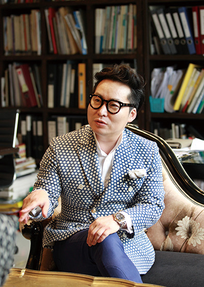 현태 라뷰티코아 대표 | 청담동 헤어디자이너 60%가 제자 25년 미용외길 노하우 나누고 있죠