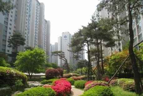 [실시간 거래]최적화 된 거주환경으로 꾸준히 사랑받는 강남 도곡렉슬 아파트, 반전세 계약 완료
