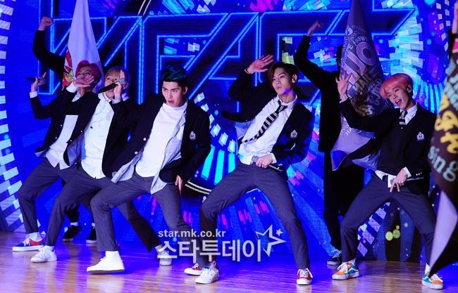 [포토] 그룹 임팩트, 롤리팝으로 화려하게