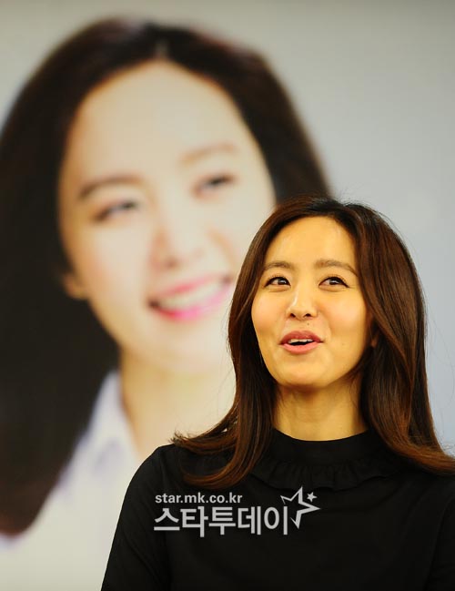 [포토] 박지윤 아나, 가요광장 DJ로!