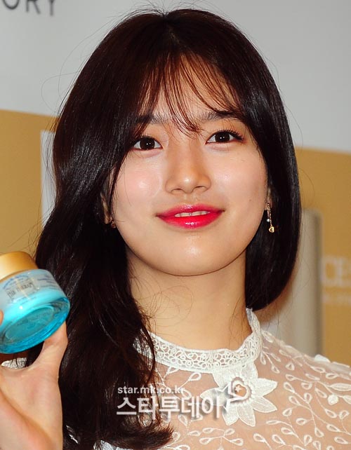 [포토] 수지, 완벽한 수분피부