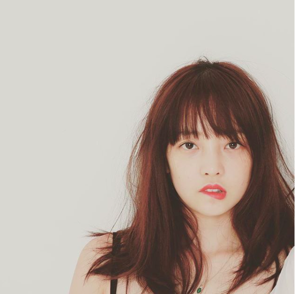 `롤링타바코 논란` 후, 말끔한 메이크업의 구하라 `오히려 더 예쁜데?`