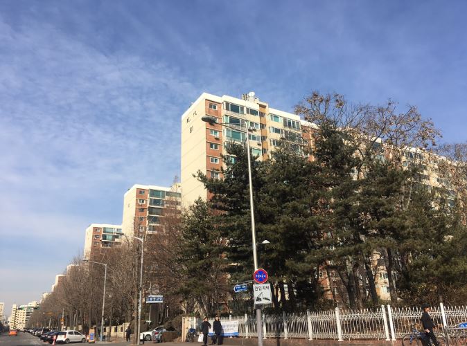 장기전 돌입하는 압구정 재건축, `현대3차` 매매가 17억원대