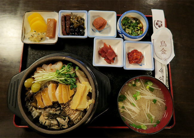 가마솥밥 40년 명가, 인사동 `조금(鳥金)`의 어머니 손맛과 정성