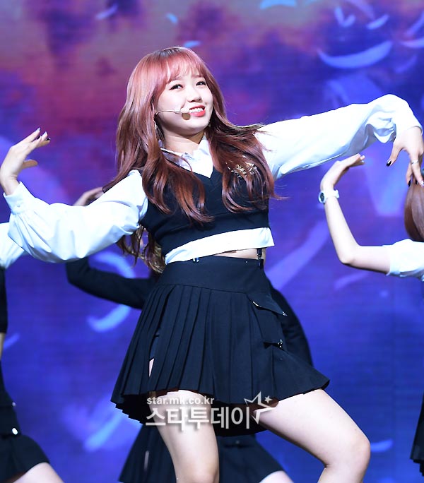 [포토] 유정, 유연한 댄스