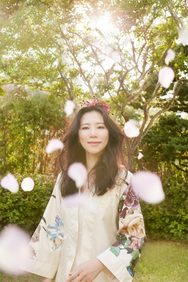 새 노래 `청춘`으로 돌아온 임현정 고독의 끝에서 날 구한 건 음악