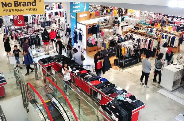 젊어진 마리오아울렛…방문객 70% 껑충